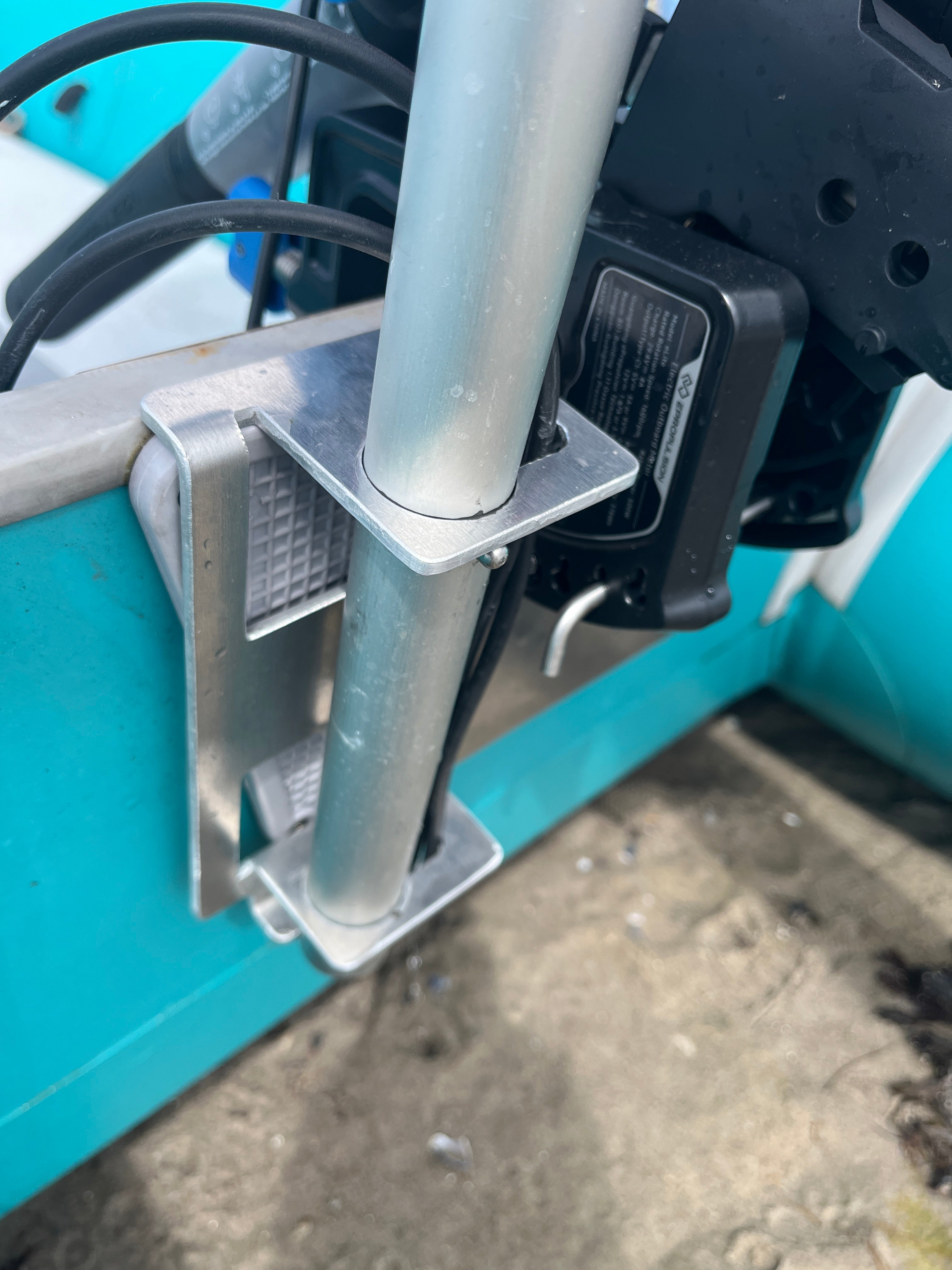 FLINdinghyᐩ – Système solaire pour bateaux pneumatiques