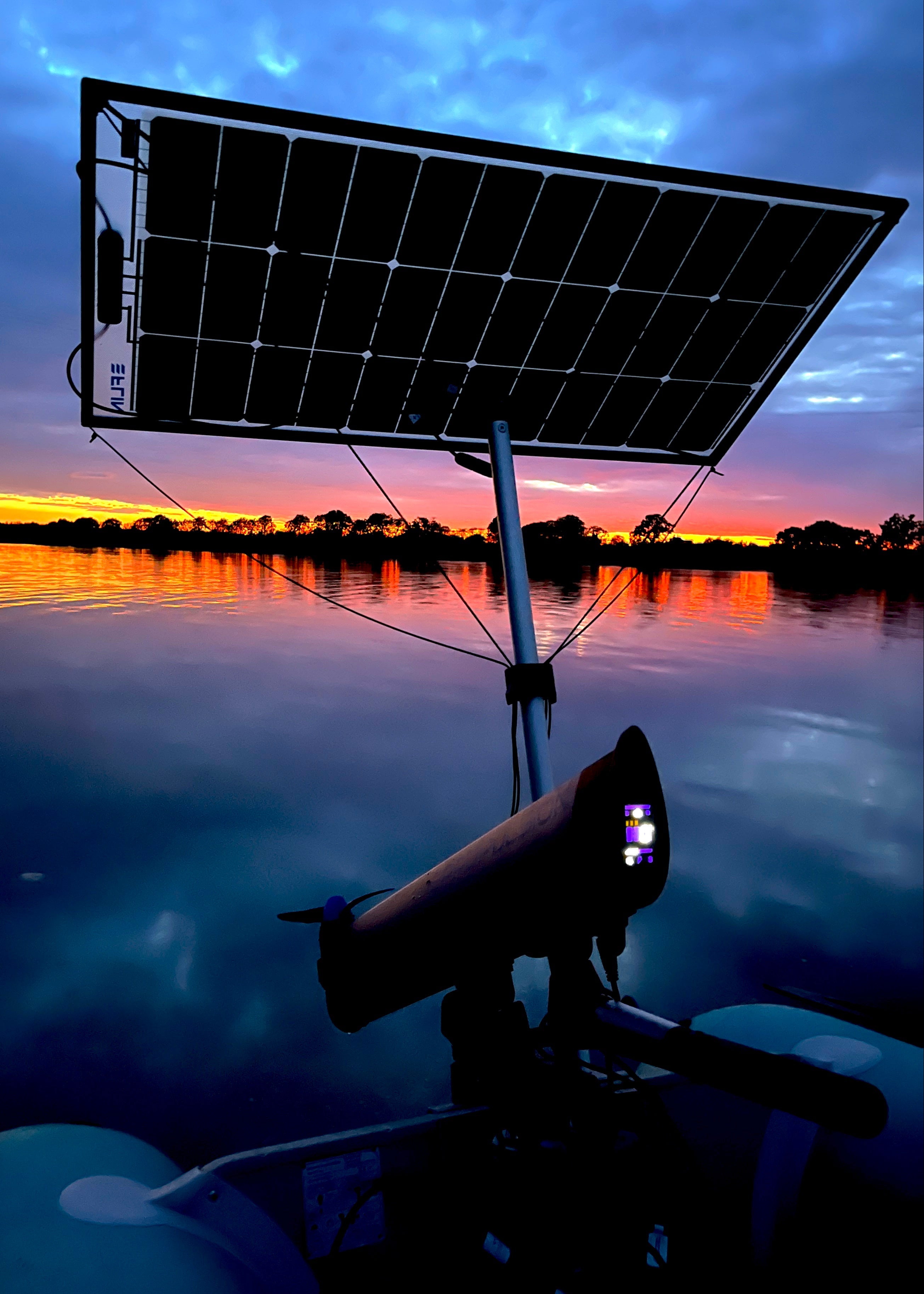 FLINdinghyᐩ – Solarsystem fürs Schlauchboot