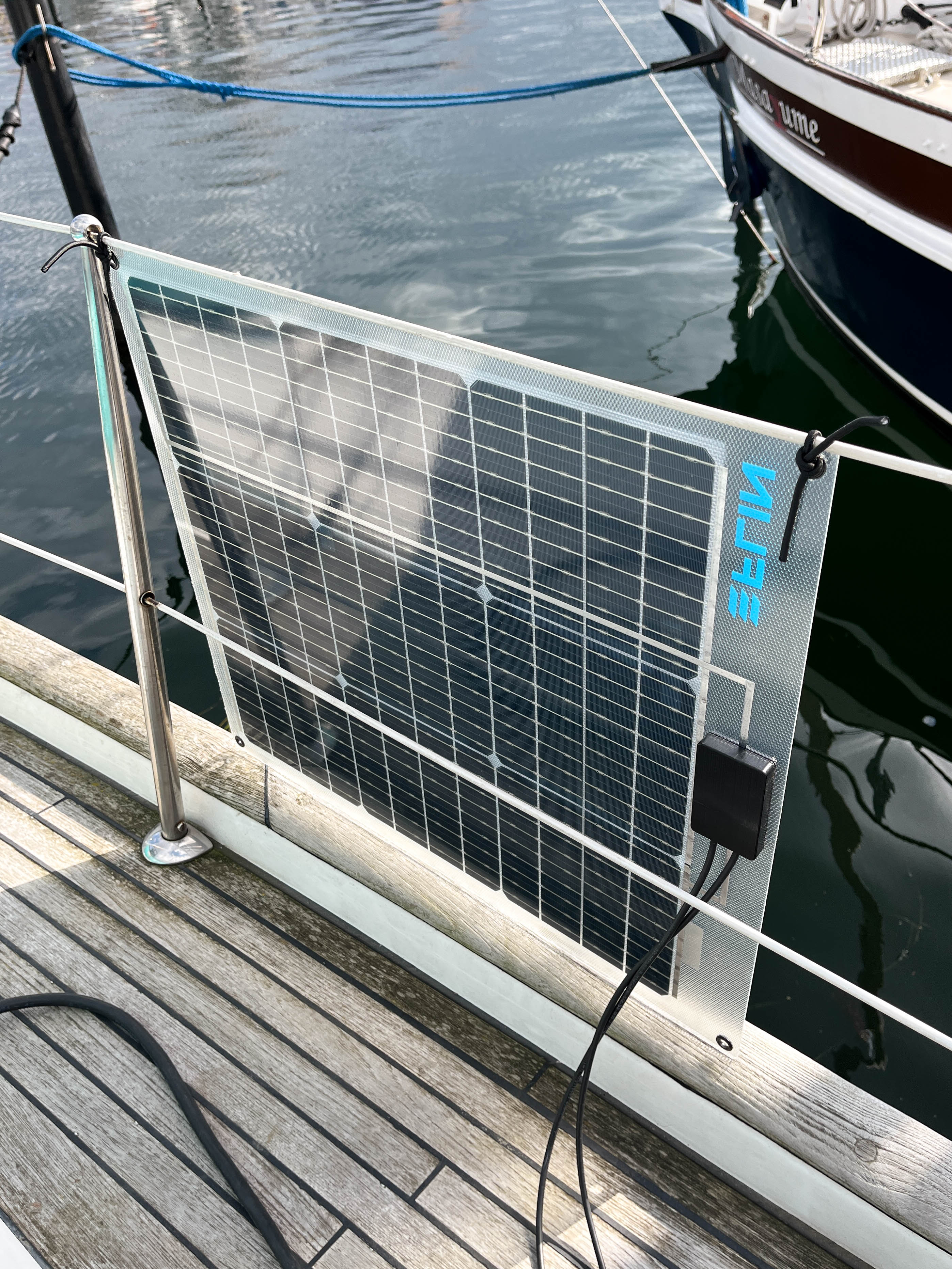 Œillet FLINflex (2023) – modules solaires flexibles et bifaciaux avec œillets