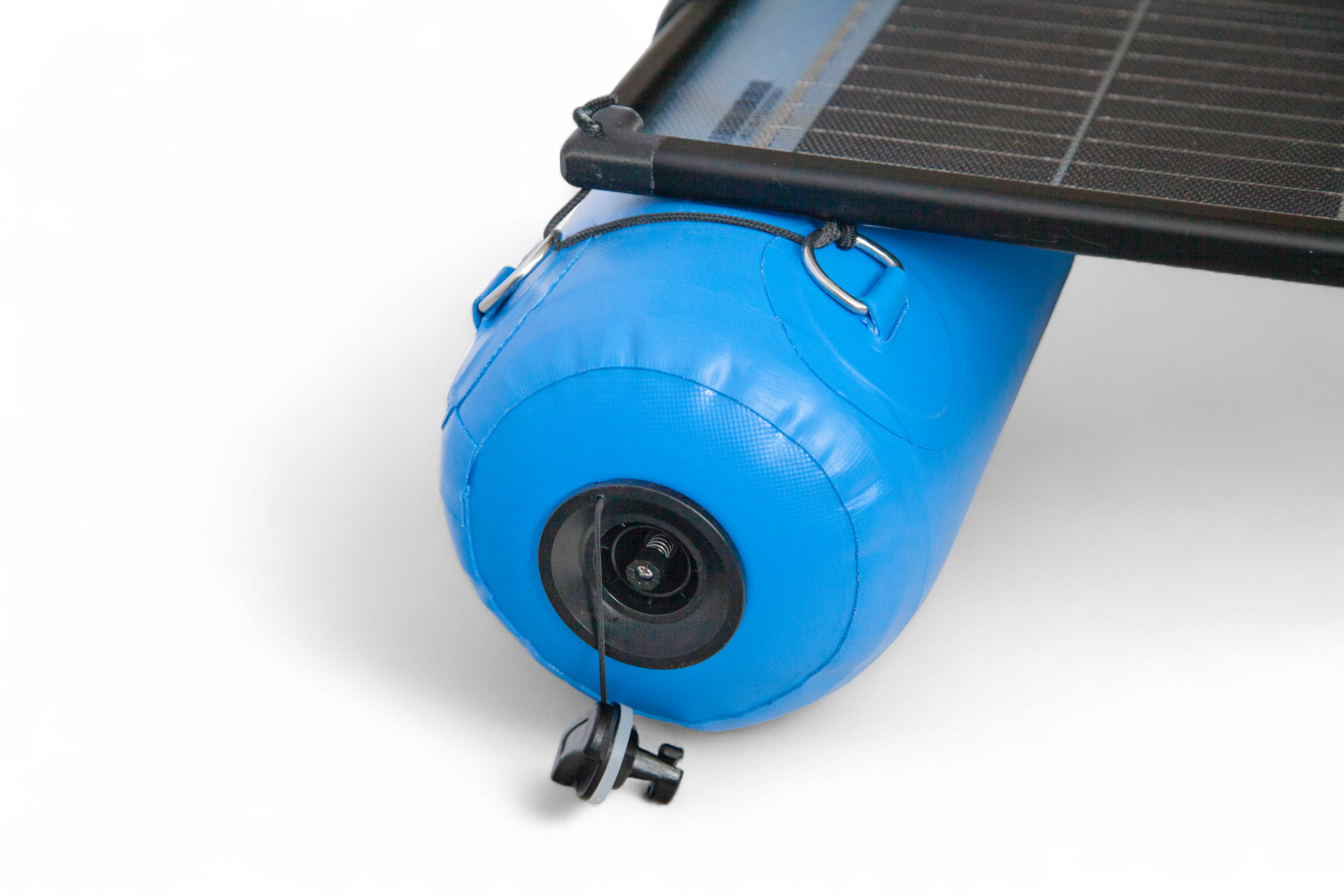 FLINraftᐩ Aufblasbares schwimmendes Solarsystem